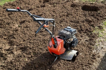 Quel motoculteur pour faciliter vos travaux de jardin ?